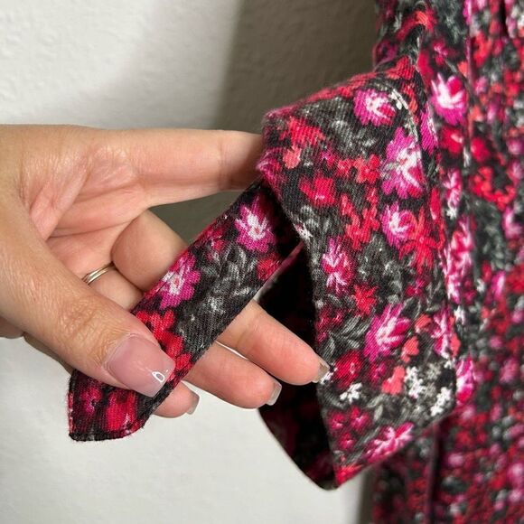 Torrid Women’s Pink Multicolor Floral Flannel Harper Roll Tab Top Size 1 X - Picture 6 of 15